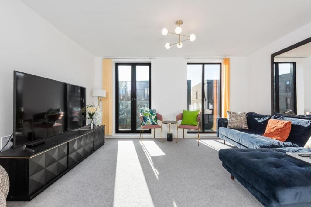 Willa Amazing New Built Townhouse With Garden In London Hendon Zewnętrze zdjęcie