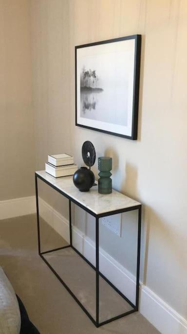 Willa Amazing New Built Townhouse With Garden In London Hendon Zewnętrze zdjęcie